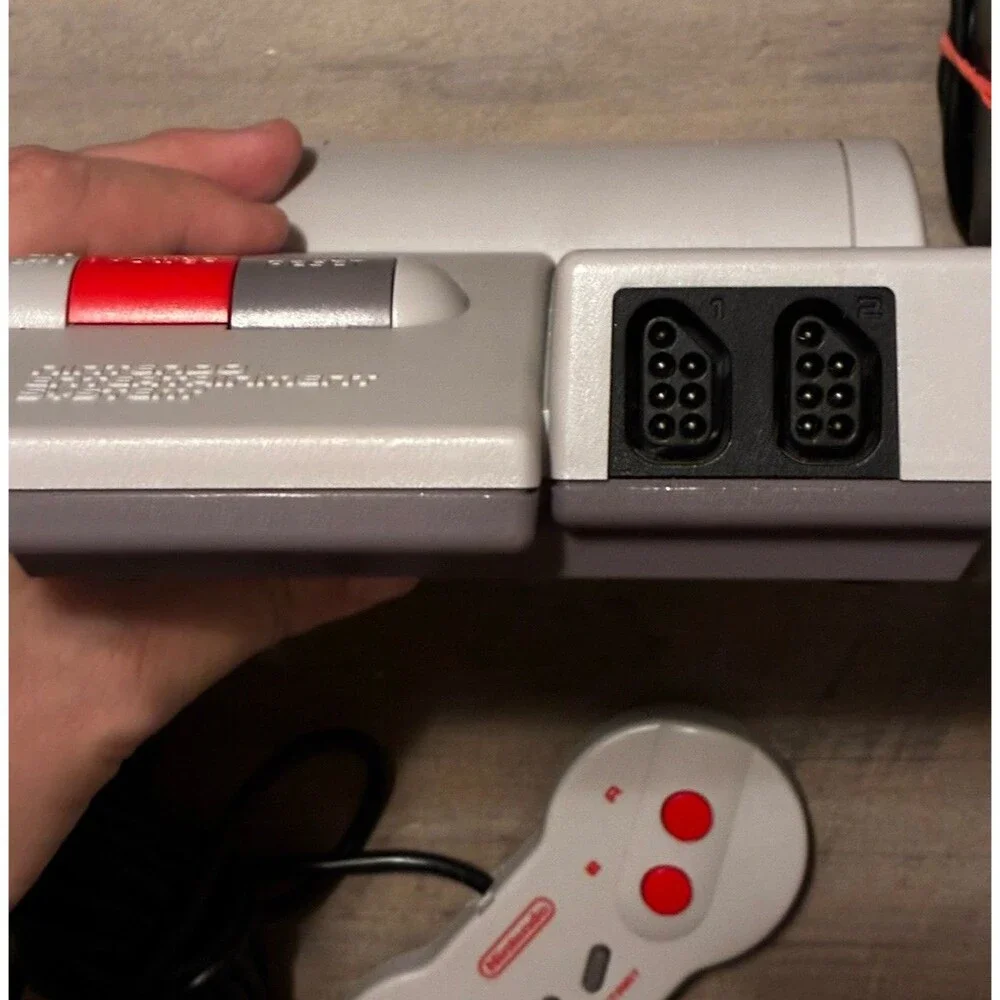 Original Nintendo NES Top Loader Console W/ Dog Bone Controller Tested All OEM